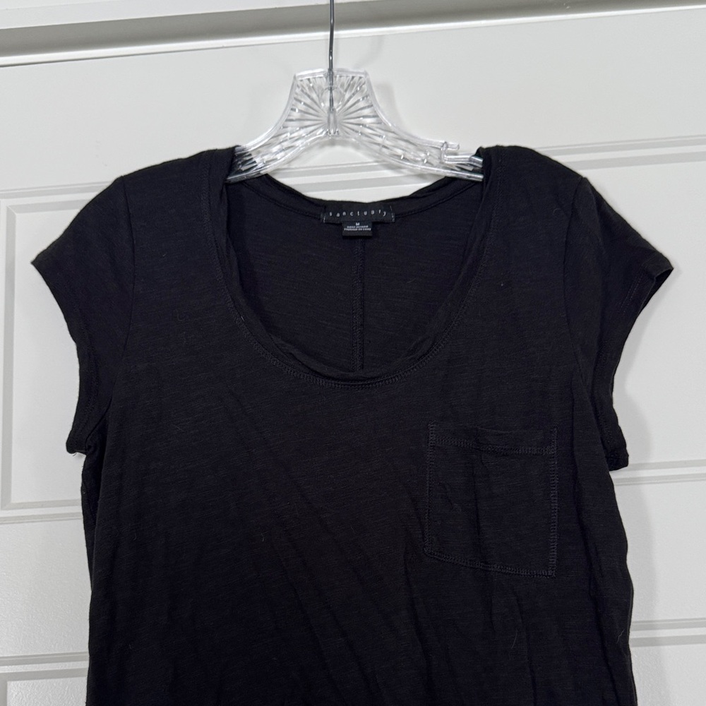 Sanctuary Black Cap Sleeve Tee Pocket detail Medium - Picture 3 of 8